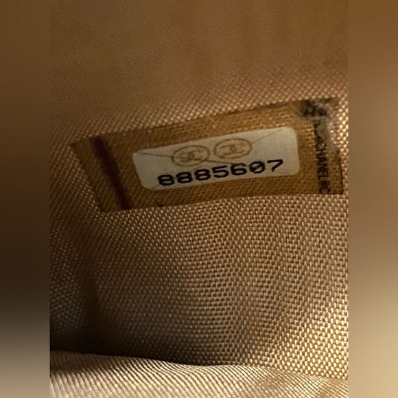 Chanel Caviar Pink Wallet - Picture 8 of 9